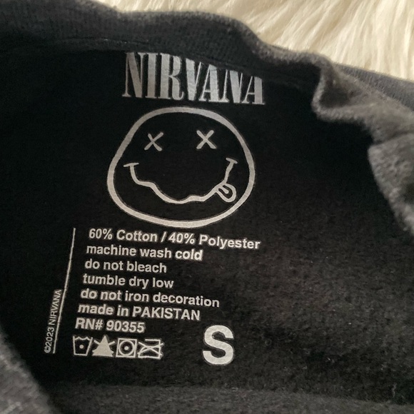 Nirvana Unplugged Crewneck - Picture 4 of 6